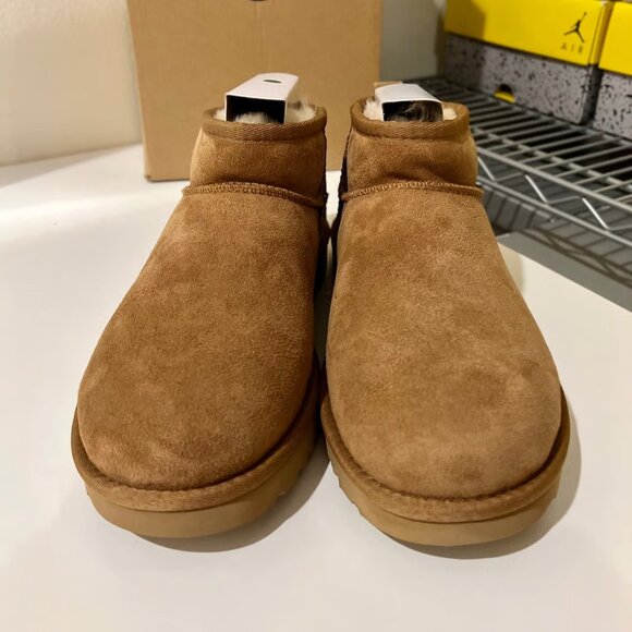 🌜🌚🌛UGG Classic Ultra Mini Water-Resistant Women's Booties🌜🌚🌛 - Picture 3 of 5